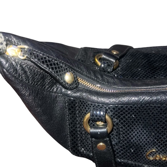 EUC Coach Vintage Black Leather Shoulder Bag with Gold Hardware Croc Detail - Picture 10 of 16